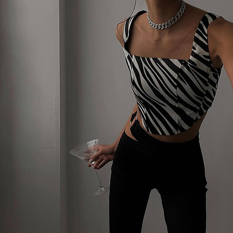 7dea2af606a7a4fafb523b74e212bfe3.jpg?width=800&height=800&hash=1600