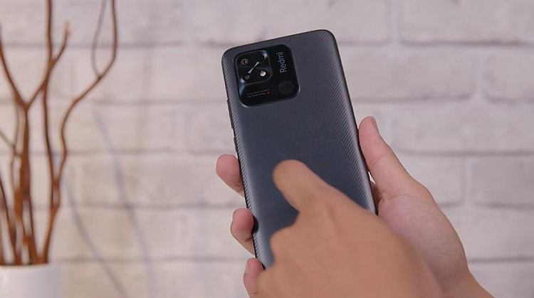 Mặt lưng hạn chế bám dấu vân tay - Xiaomi Redmi 10C 128GB