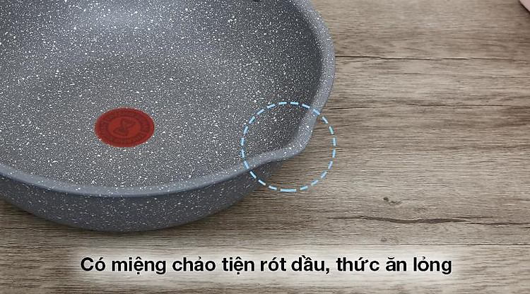 Chảo nhôm sâu chống dính đáy từ 28 cm Tefal Cook Healthy G1348695 - Thiết kế miệng chảo