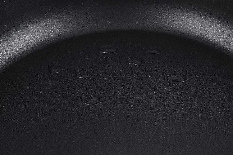 Chất liệu Chảo inox 3 đáy chống dính 24cm Delites CE002-24