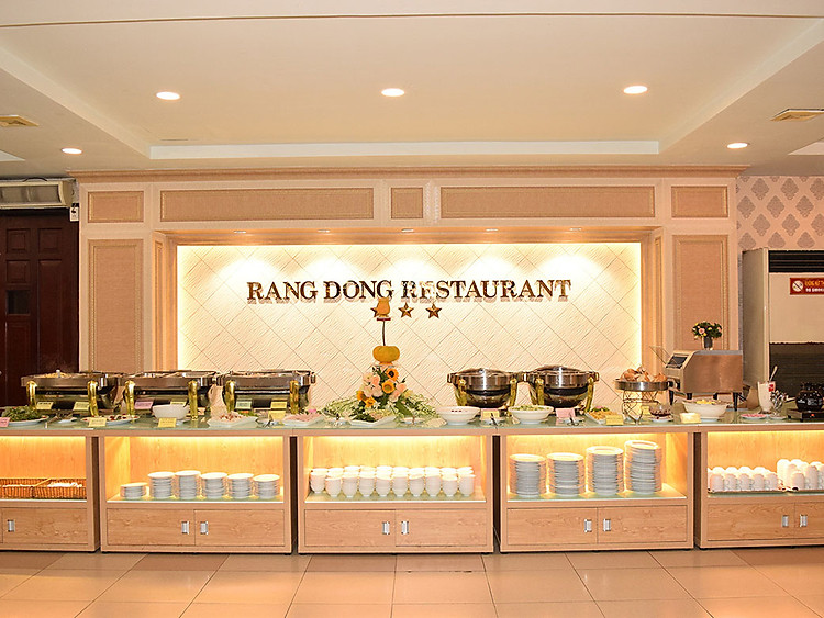 Nhà hàng trong khách sạn