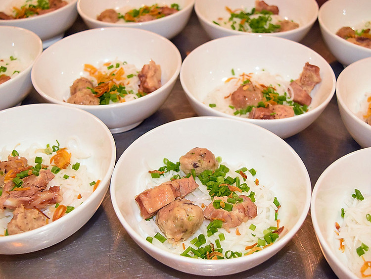 Buffet sáng với gần 40 món 