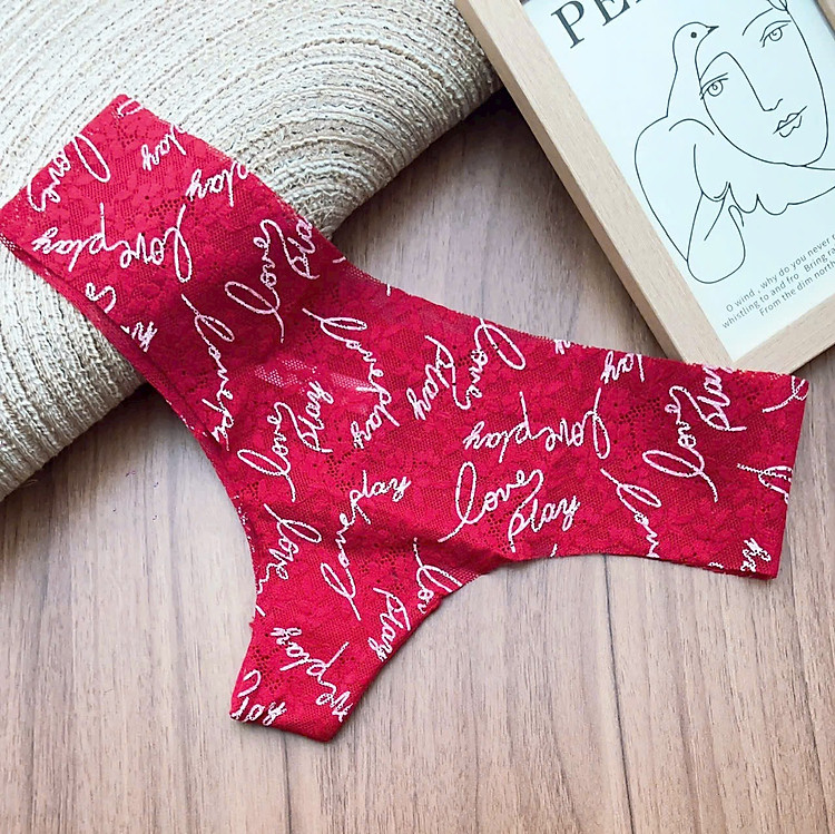 Quần Lót Lọt Khe Họa Tiết