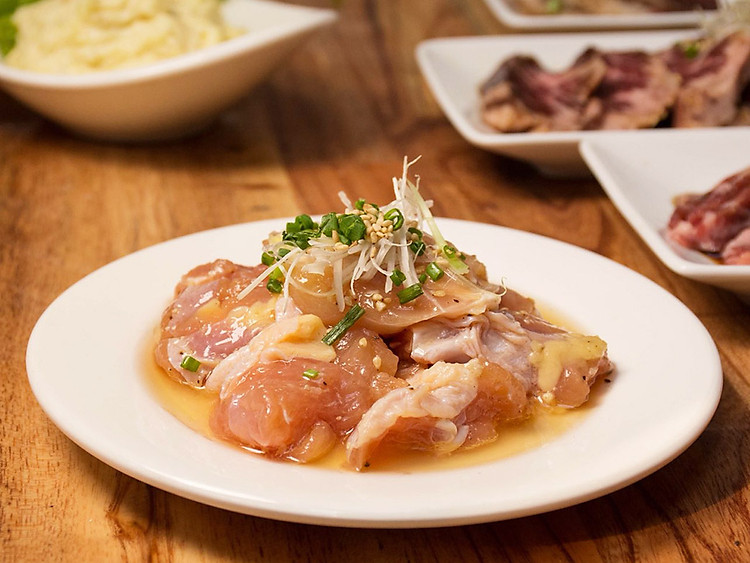 Thịt nướng Butasama Japanese BBQ được kết hợp cùng nhiều loại sốt đậm đà