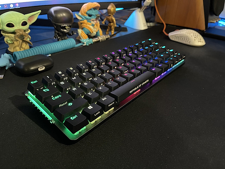 Asus Rog Falchion RGB