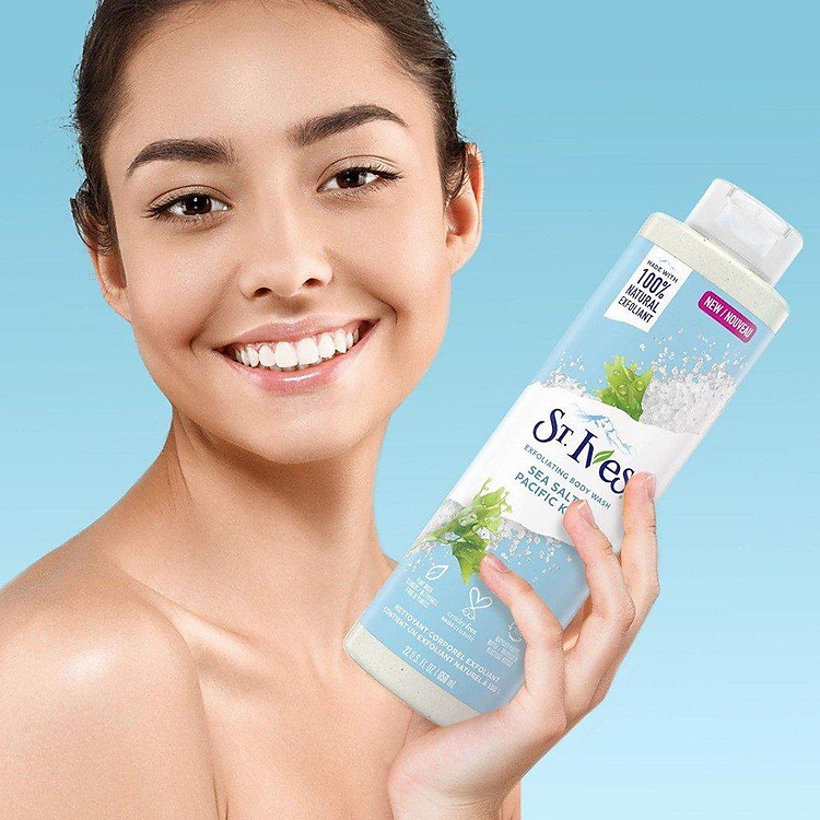 ST. Ives Exfoliating Body Wash Sea Salt & Pacific Kelp