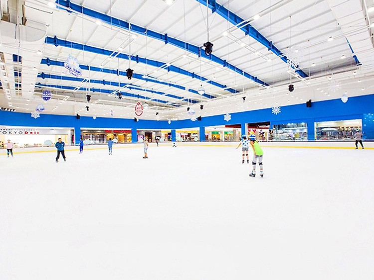 Vé trượt băng dành cho người lớn, trẻ em tại Sân trượt băng Vincom