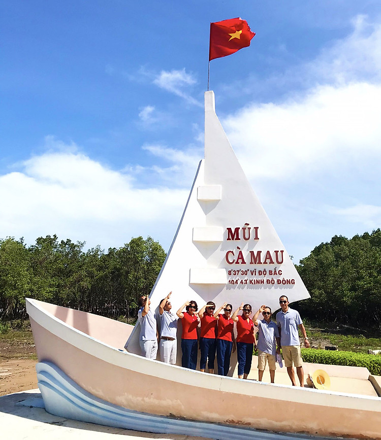 Check-in Mũi Cà Mau - tour miền Tây 4 ngày 3 đêm