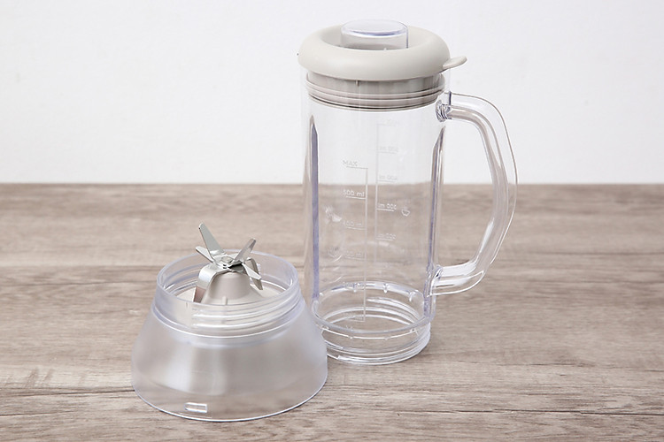 Bền tốt - Máy xay sinh tố Electrolux E7CB1-86SM