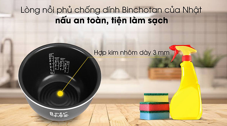 Lòng nồi phủ chống dính - Nồi cơm cao tần Toshiba 1 lít RC-10IP1PV.