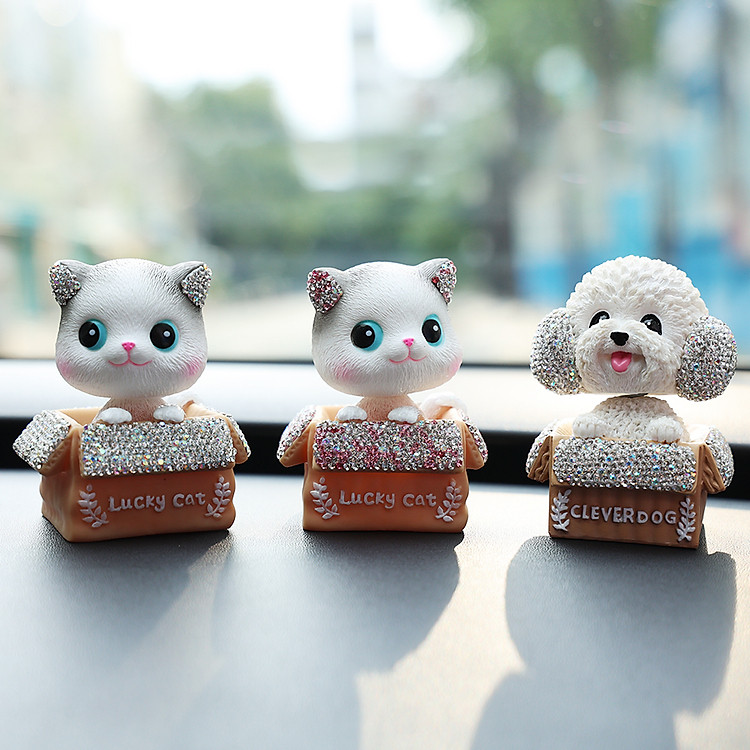 sp-decor-meo-lucky-cat-dinh-da-de-thuong-trang-tri-taplo-o-to-boh-010-2.jpg?v=1688461930827