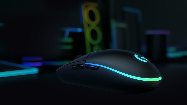 Mouse Logitech G102 Lightsync RGB Black có thiết kế cầm nắm thoải mái