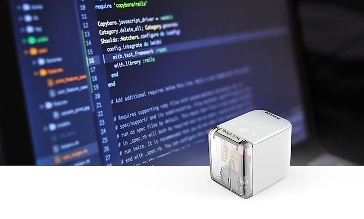 Máy in màu mini cầm tay di động nhỏ nhất thế giới PrinCube
