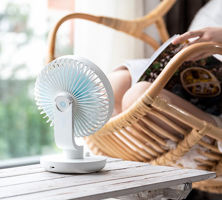 Xiaomi Uareliffe Quạt để bàn mini USB có thể sạc lại Thích hợp cho mùa hè Ngoài trời Điều chỉnh tốc độ lắc của đầu quạt