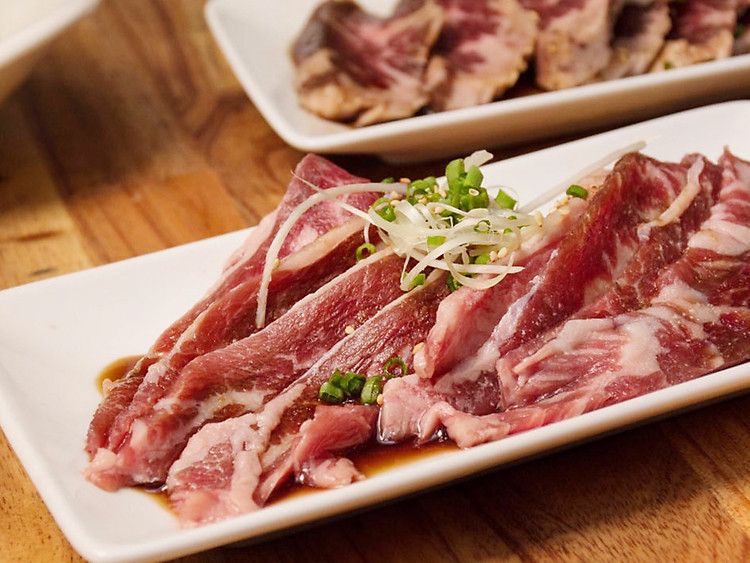 Thịt nướng Butasama Japanese BBQ được kết hợp cùng nhiều loại sốt đậm đà