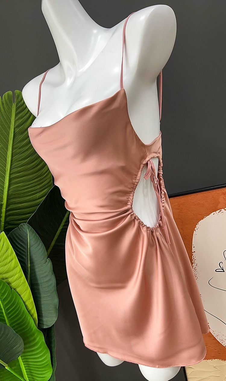 Váy Ngủ Nữ Tính Cuốn Hút