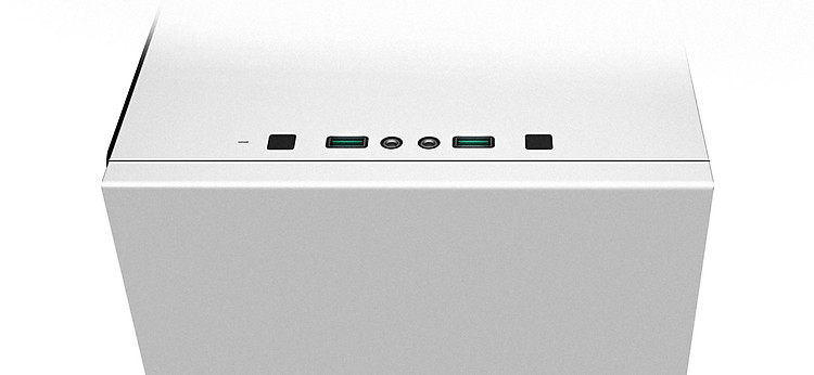 DEEPCOOL GAMERSTORM MACUBE310 WH ATX Mid Tower Case ports close-up