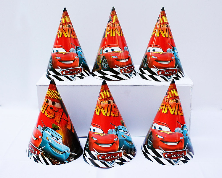 Nón sinh nhật Mc Queen