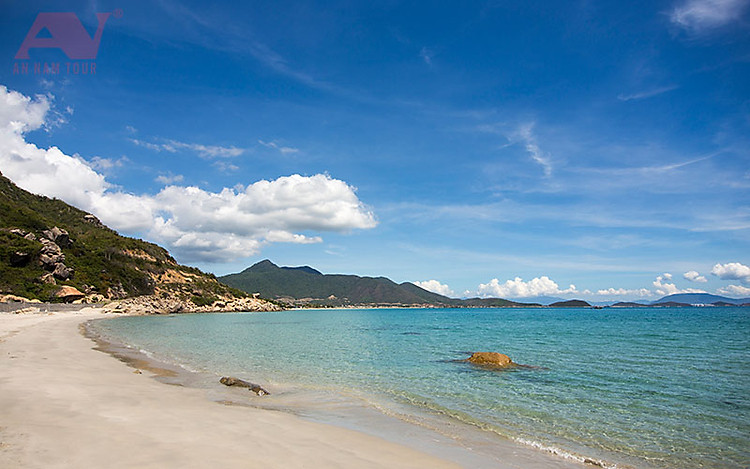 bãi biển Gành Nhảy tour Ninh Vân Gành Nhảy Paradise Resort An Nam Tour