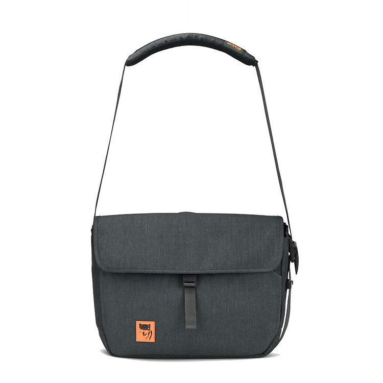 mikkor-the-mina-laptop-bag-14-graphite-tone-3.jpg?v=1702714060607