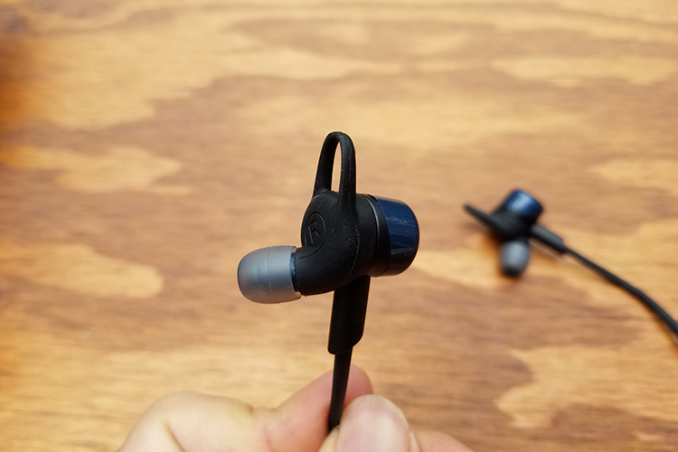 Tai Nghe Bluetooth Plantronics Backbeat Go 3