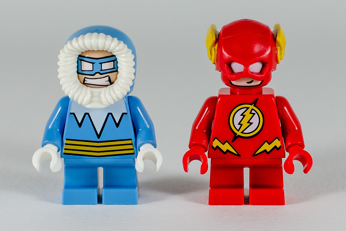 Mô Hình LEGO Super Heroes - Tia Chớp Đại Chiến Đội Trưởng Cold 76063
