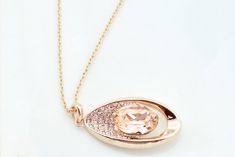Dây Chuyền Hình Giọt Nước Đính Pha Lê Swarovski Showme SM00360650 – Vàng Ánh Kim