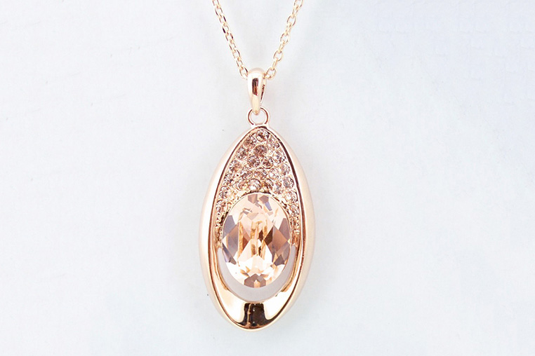 Dây Chuyền Hình Giọt Nước Đính Pha Lê Swarovski Showme SM00360650 – Vàng Ánh Kim