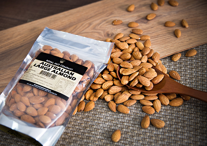 Hạt Hạnh Nhân Royal Nut Company Không Vỏ