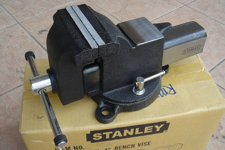 Ê Tô 5in Có Mâm Xoay Stanley 81-602