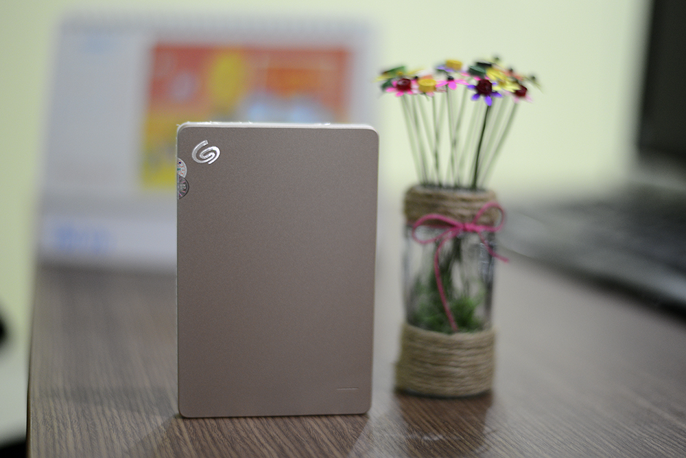 Ổ cứng di động HDD SEAGATE 2TB Backup Plus Slim USB 3.0