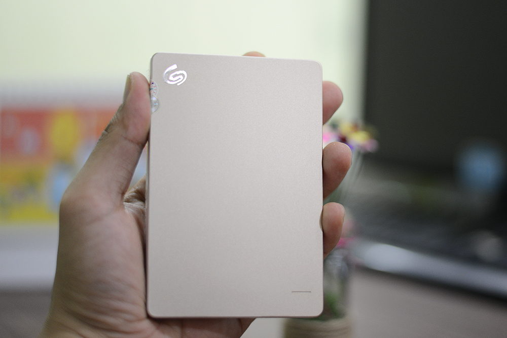 Ổ cứng di động HDD SEAGATE 2TB Backup Plus Slim USB 3.0