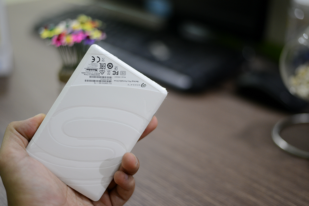 Ổ cứng di động HDD SEAGATE 2TB Backup Plus Slim USB 3.0