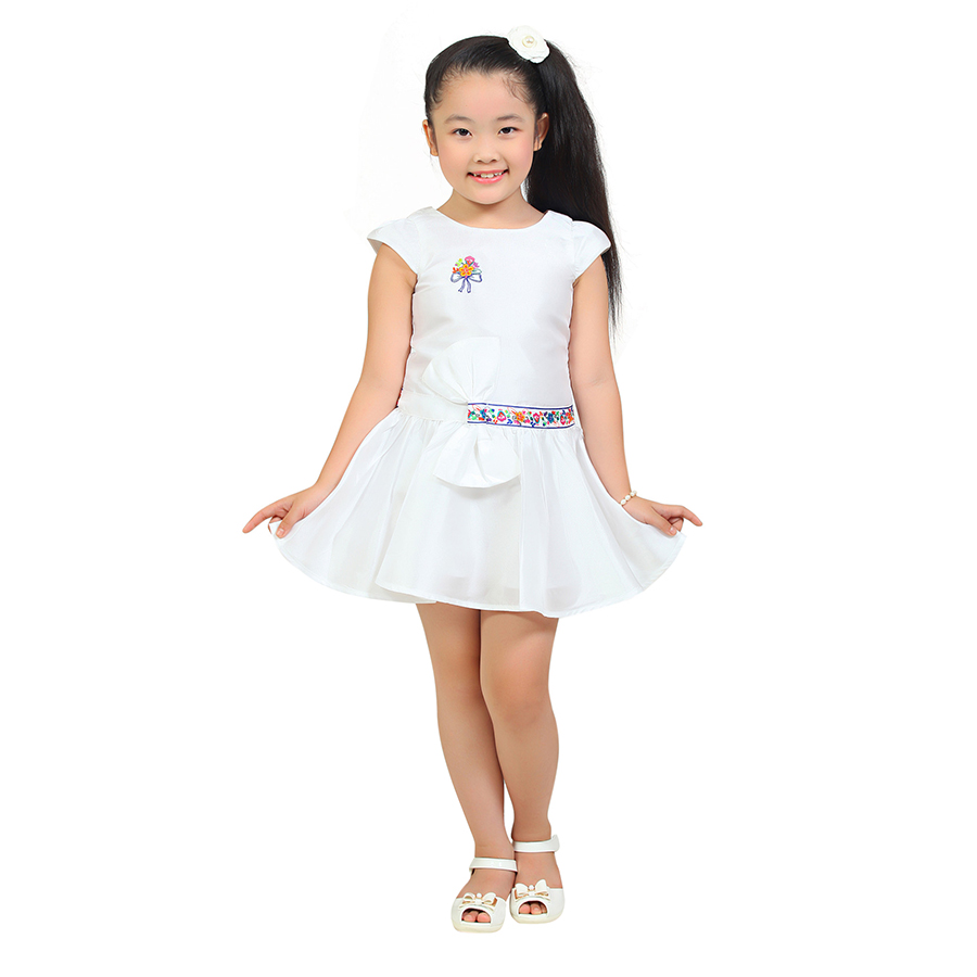 8935226244650,62_701912,239000,tiki.vn,Dam-Tasta-No-Lon-YF-6DX045-Trang-62_701912,Đầm Tasta Nơ Lớn YF 6DX045 - Trắng Đầm Tasta Nơ Lớn YF 6DX045 - Trắng