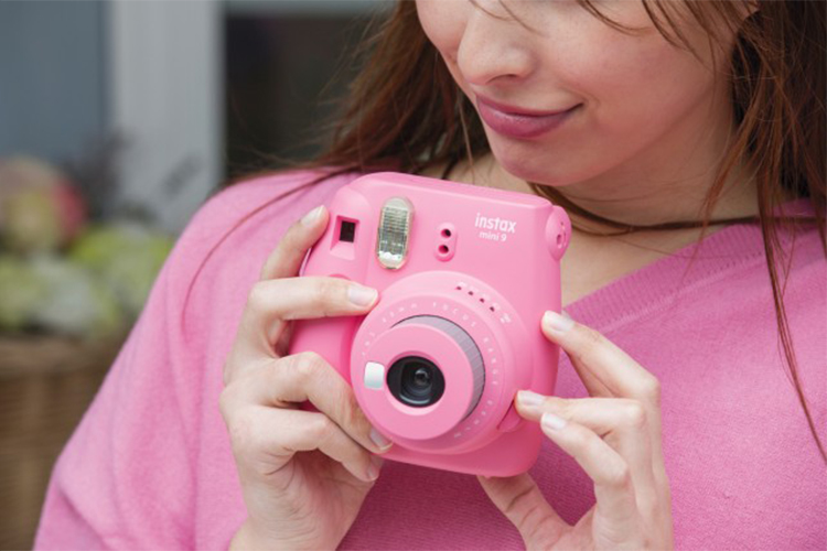 Máy Ảnh Selfie Lấy Liền Fujifilm Instax Mini 9 - Flamingo Pink - Hàng Chính Hãng