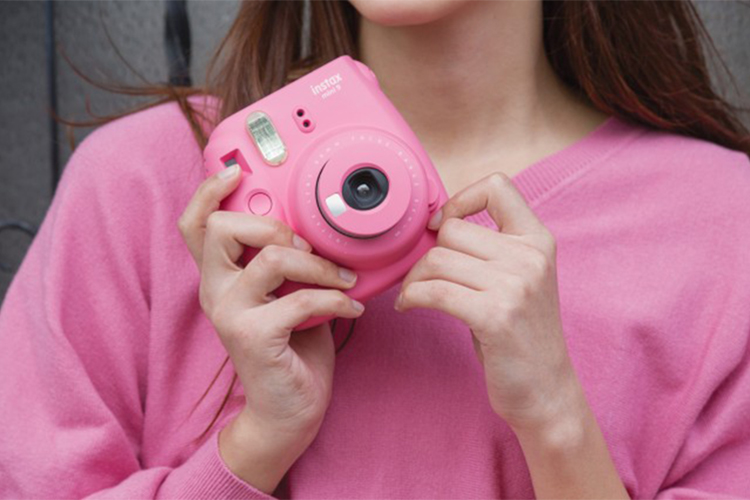 Máy Ảnh Selfie Lấy Liền Fujifilm Instax Mini 9 - Flamingo Pink - Hàng Chính Hãng