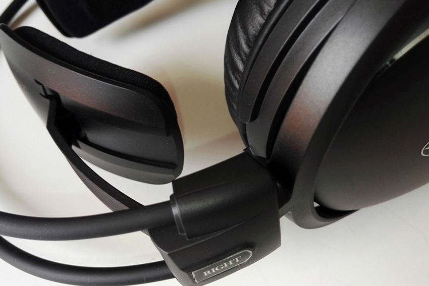 Tai nghe Audio-Technica ATH-A990Z