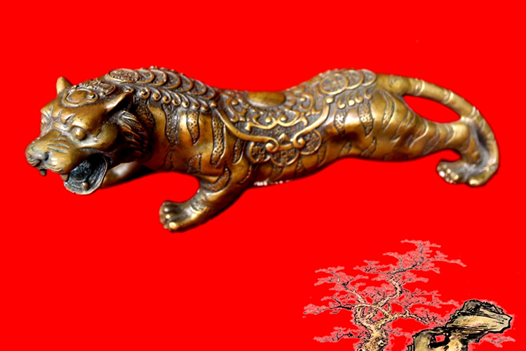 Tượng Hổ Đồng Thau Giả Cổ Hồng Thắng