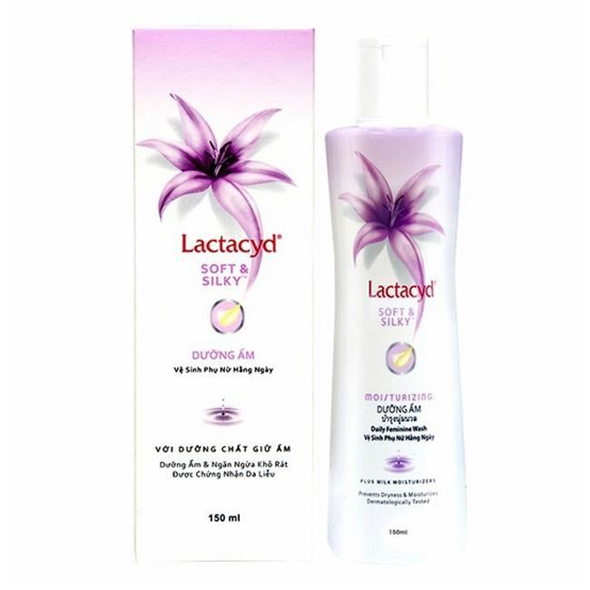 Dung dịch vệ sinh phụ nữ Lactacyd Soft & Silky 150ml