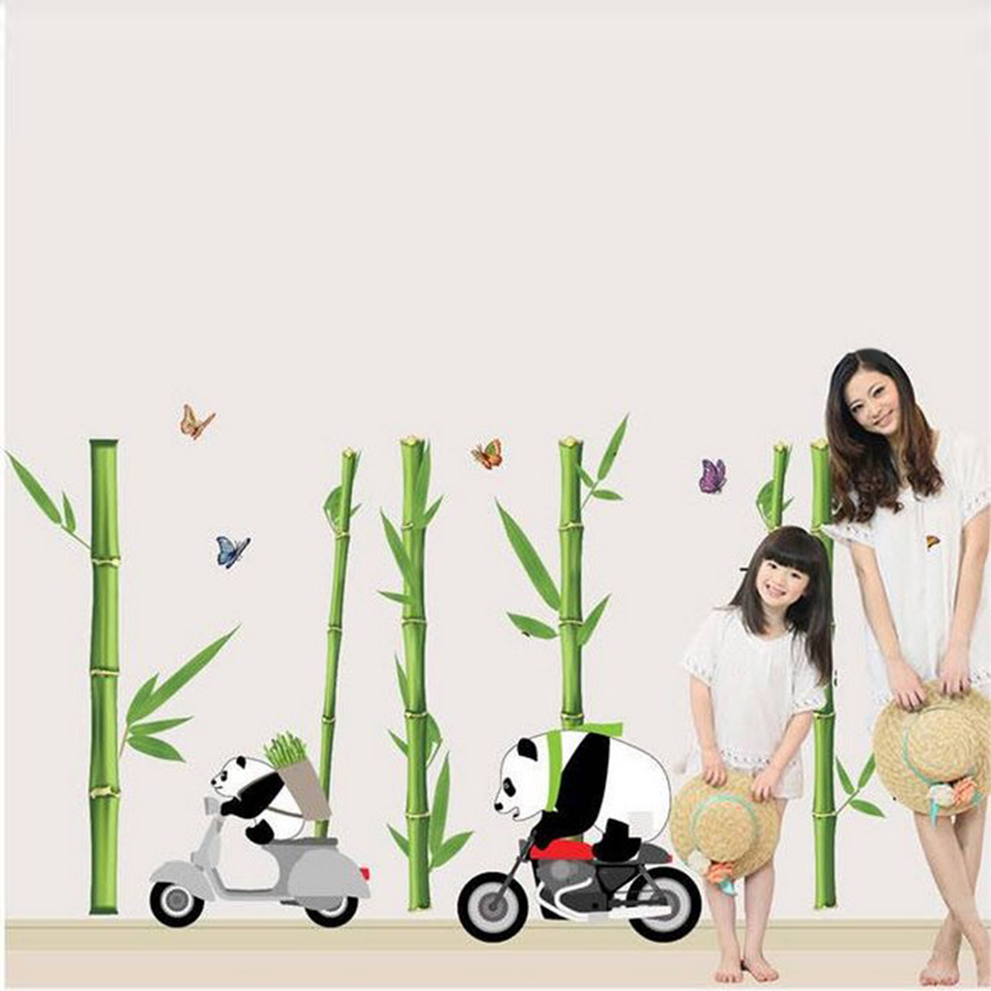 Decal Dán Tường Gấu Trúc Chạy Xe Binbin EB144 (100 x 150 cm)