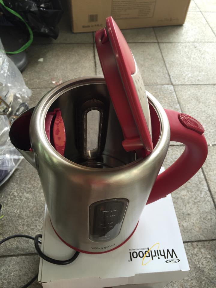 Ấm siêu tốc Whirlpool ACK104/IXV 1.7L