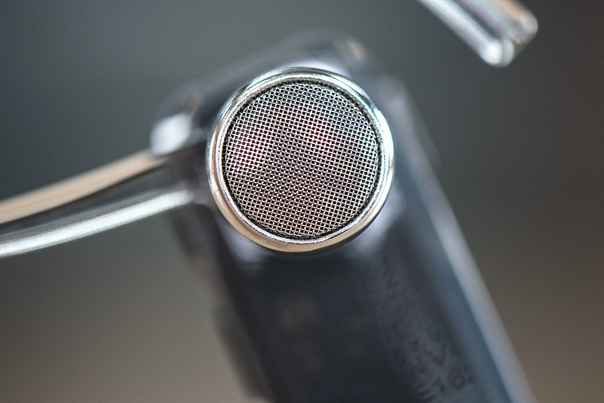 Tai nghe bluetooth Plantronics Explorer 80/E80