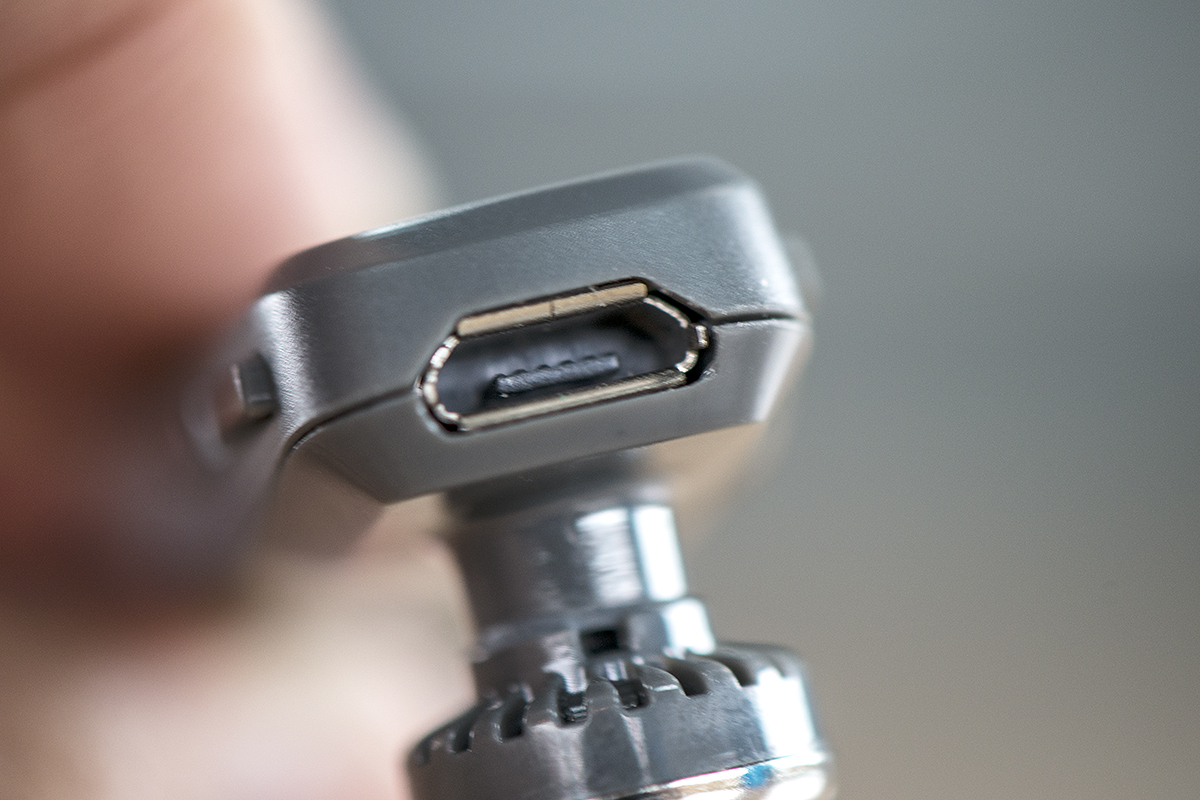 Tai nghe bluetooth Plantronics Explorer 80/E80