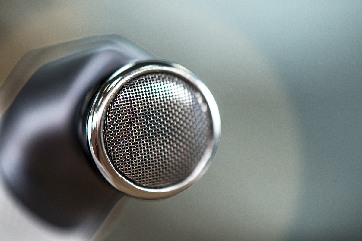 Tai nghe Bluetooth Plantronics Explorer 110
