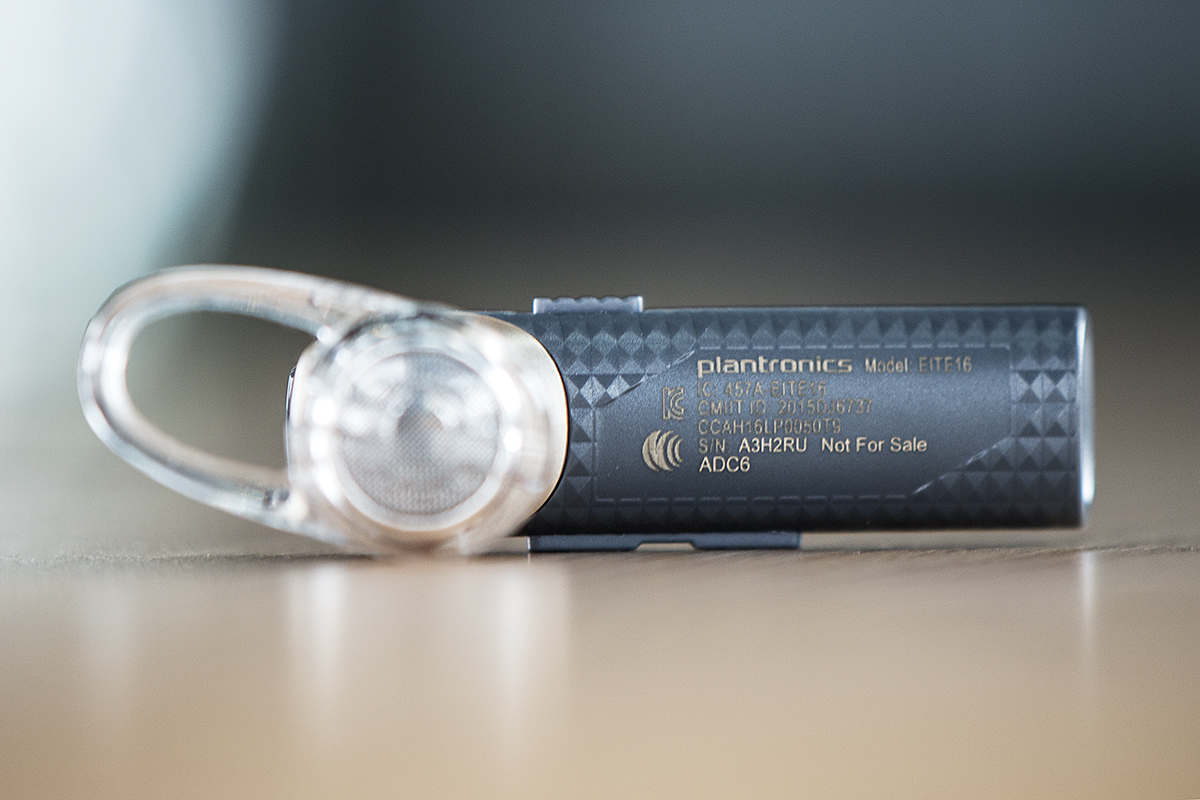 Tai nghe Bluetooth Plantronics Explorer 120