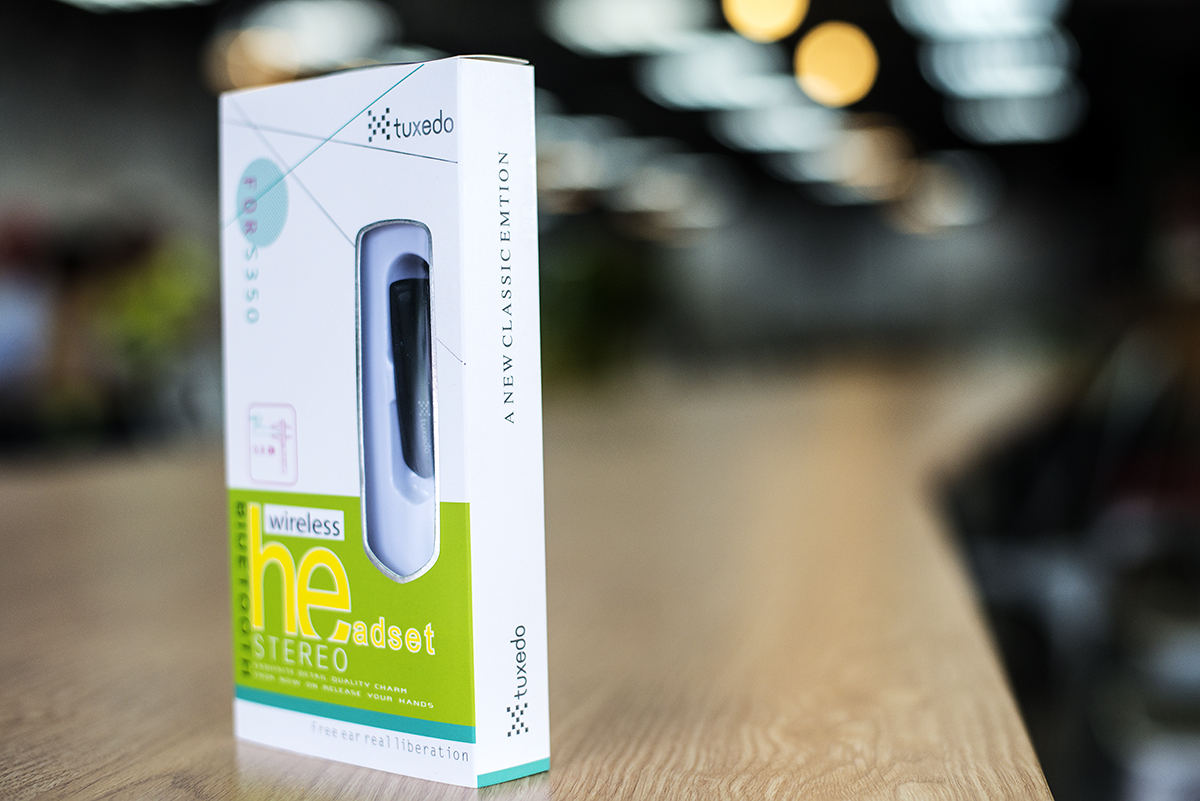 Tai nghe Bluetooth Tuxedo S350