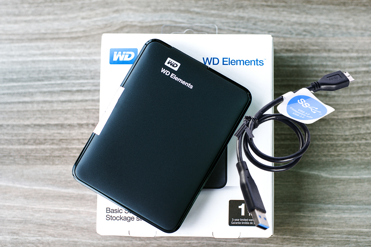 Ổ Cứng Di Động WD Elements 1TB 2.5 USB 3.0 - WDBUZG0010BBK - Hàng Chính Hãng