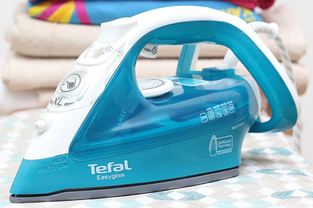 Bàn Ủi Hơi Nước Tefal FV3925 - Xanh - Hàng Chính Hãng