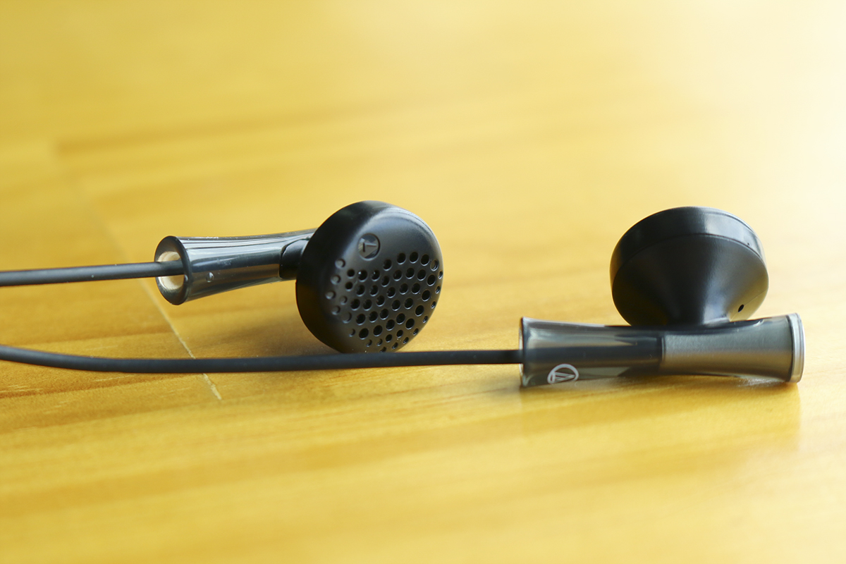 Tai nghe nhét tai Audio Technica ATH-J100