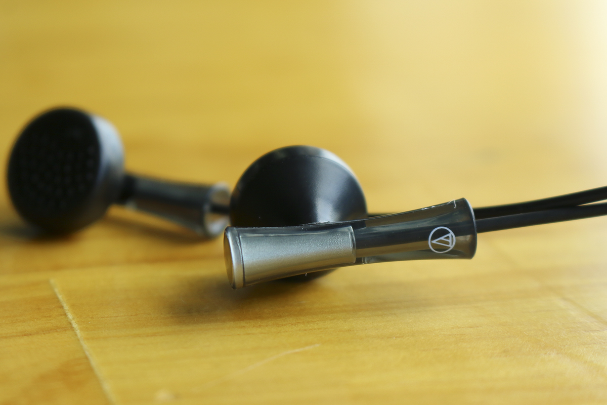 Tai nghe nhét tai Audio Technica ATH-J100